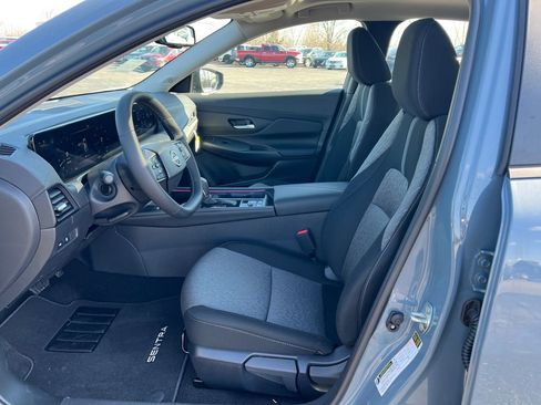 New 2026 Nissan Sentra SV w/ SV Convenience Package FWD image 3