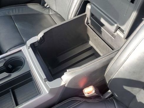 Used 2017 Ford F250 Lariat w/ Lariat Ultimate Package image 27