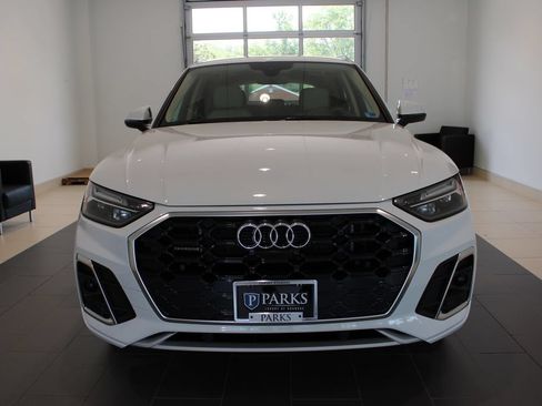 Used 2021 Audi Q5 e Premium Plus AWD/4WD image 12