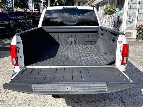 Used 2018 Ford F150 King Ranch w/ Equipment Group 601A Luxury AWD/4WD image 30