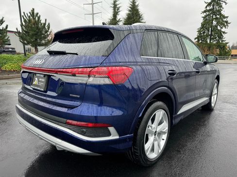 Used 2023 Audi Q4 e-tron Premium Plus image 9