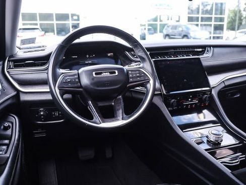 Used 2021 Jeep Grand Cherokee L Limited AWD/4WD image 43