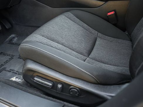 Used 2025 Honda Accord SE image 29