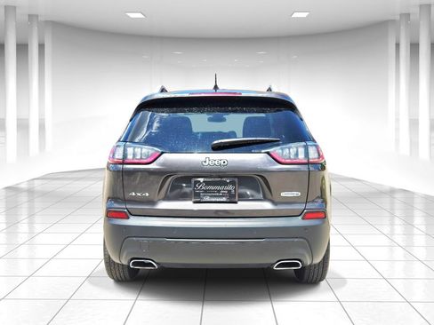 Used 2020 Jeep Cherokee Latitude Plus AWD/4WD image 4