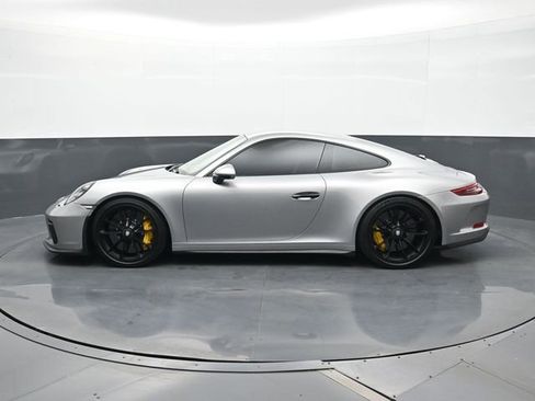 Certified 2018 Porsche 911 GT3 RWD image 2