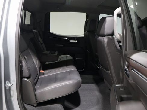 Used 2023 GMC Sierra 1500 SLT w/ SLT Premium Plus Package image 23