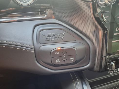 Used 2026 RAM 3500 Limited AWD/4WD image 20