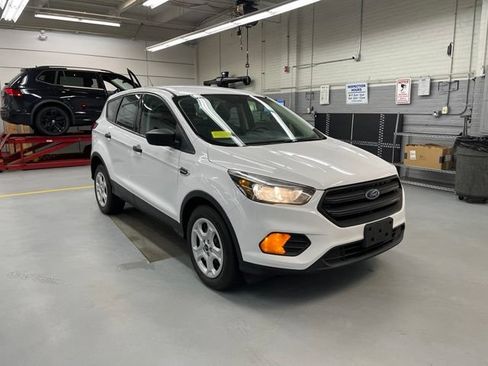 Used 2019 Ford Escape S FWD image 5