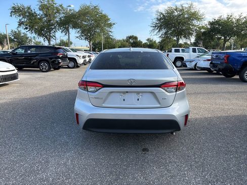 Used 2024 Toyota Corolla LE FWD image 4