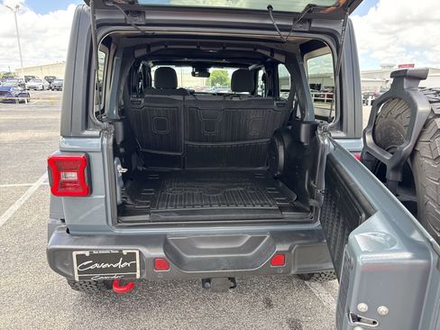 Used 2024 Jeep Wrangler Unlimited Rubicon w/ Technology Group AWD/4WD image 20