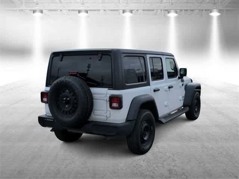 Used 2018 Jeep Wrangler Unlimited Sport S image 8
