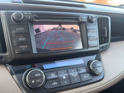 Used 2013 Toyota RAV4 XLE image 38