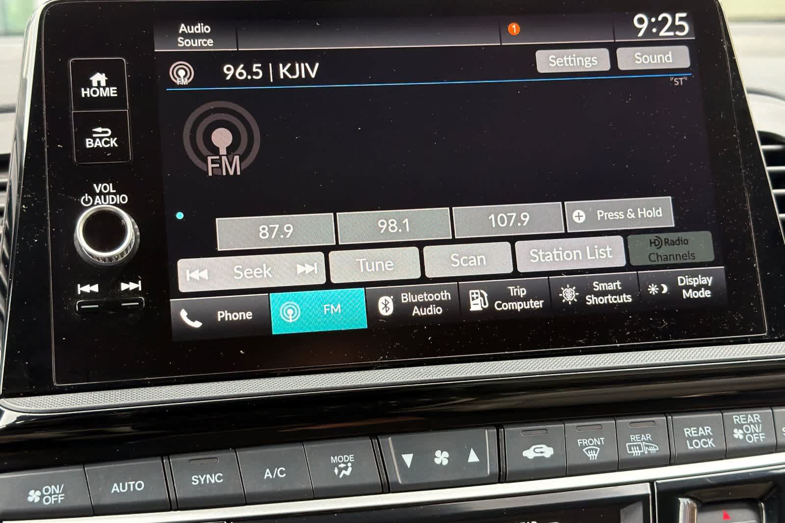 Used 2025 Honda Odyssey EX-L image 21
