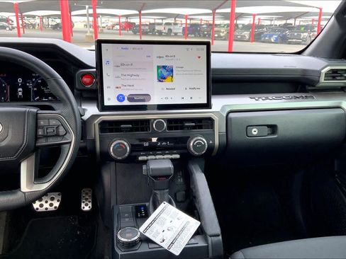 Used 2024 Toyota Tacoma TRD Sport RWD image 7