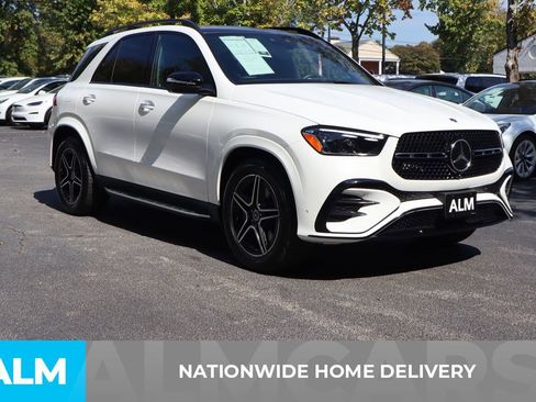 Used 2025 Mercedes-Benz GLE 450e 4MATIC w/ AMG Line Exterior image 4