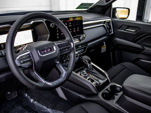 New 2025 GMC Canyon Elevation w/ Convenience Package image 19