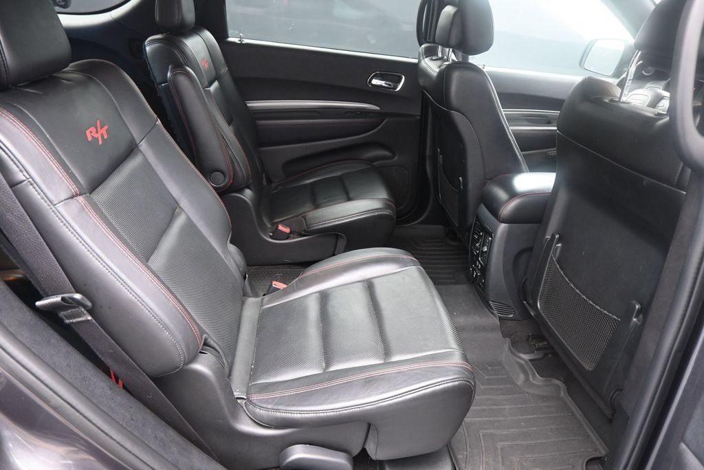 Used 2018 Dodge Durango R/T w/ Technology Group AWD/4WD image 11
