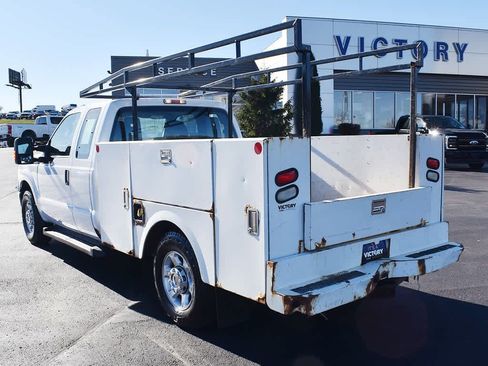 Used 2015 Ford F250 XL w/ Power Equipment Group image 3