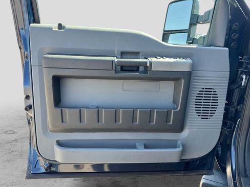 Used 2016 Ford F250 XLT w/ Snow Plow Prep Package AWD/4WD image 28