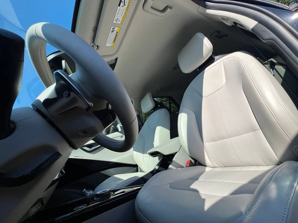 Certified 2023 Kia Niro Wind w/ Wind Preserve Package FWD image 15