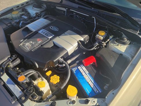 Used 2005 Subaru Outback 3.0R L.L. Bean image 35