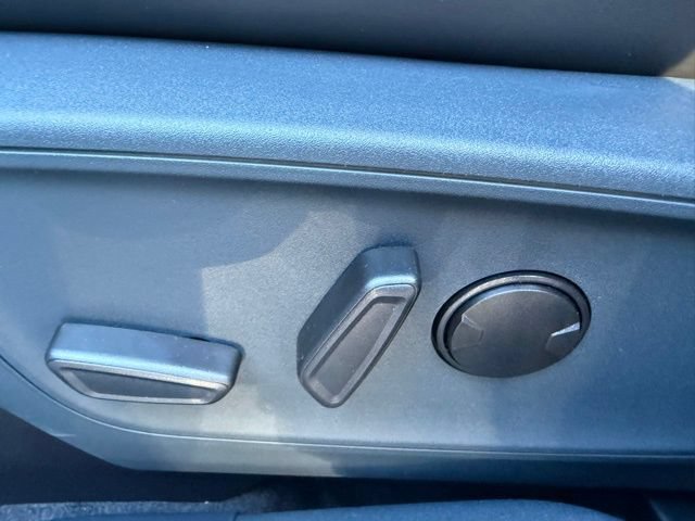 Used 2026 Ford Maverick Lobo AWD/4WD image 11