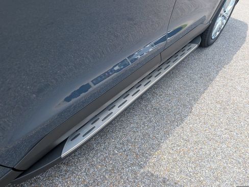 New 2026 Toyota Grand Highlander AWD image 9