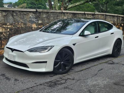 Used 2023 Tesla Model S AWD/4WD image 2