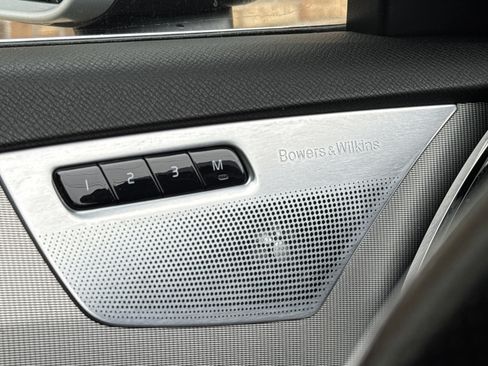 Used 2016 Volvo XC90 T6 R-Design w/ Vision Package image 22