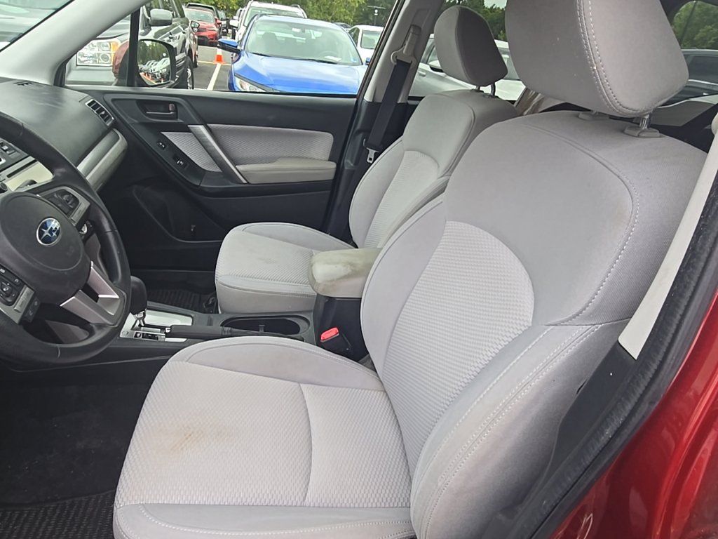 Used 2017 Subaru Forester 2.5i Premium w/ Popular Package #2A AWD/4WD image 14
