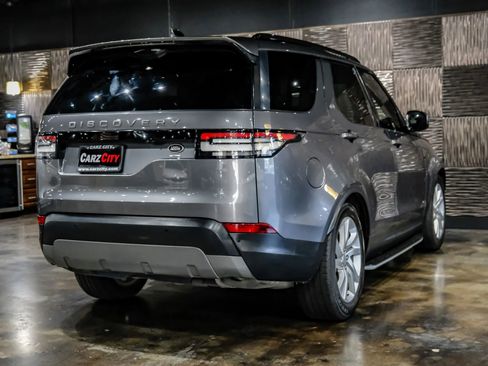 Used 2018 Land Rover Discovery SE AWD/4WD image 9
