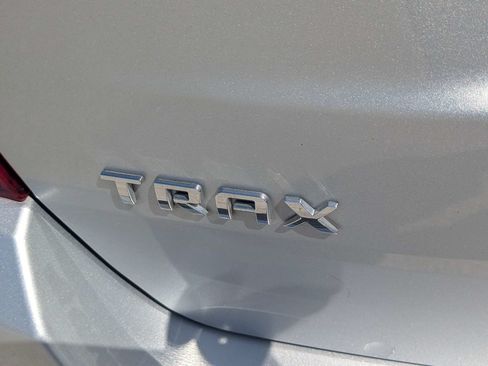 Used 2020 Chevrolet Trax LS w/ Tint and Cruise Package FWD image 13