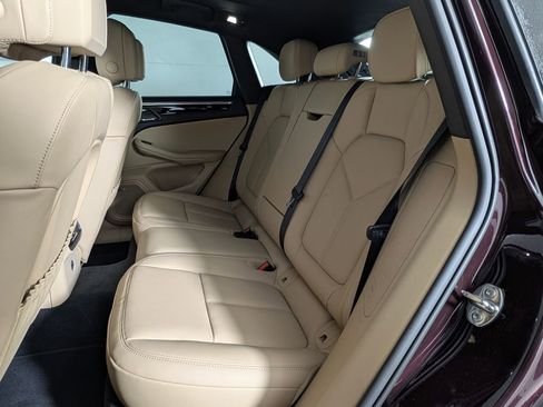 New 2026 Porsche Macan image 25