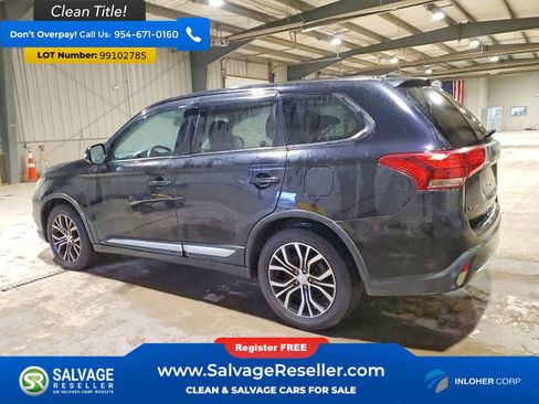 Used 2016 Mitsubishi Outlander FWD image 3