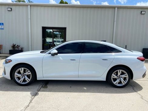 Used 2025 Audi A5 2.0T Premium w/ Premium Plus AWD/4WD image 2