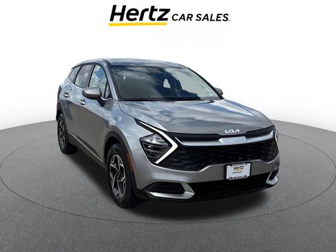 Used 2025 Kia Sportage LX image 1