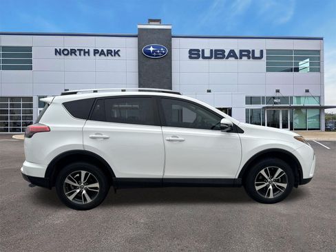 Used 2017 Toyota RAV4 XLE w/ Plus Extra Value Package FWD image 2