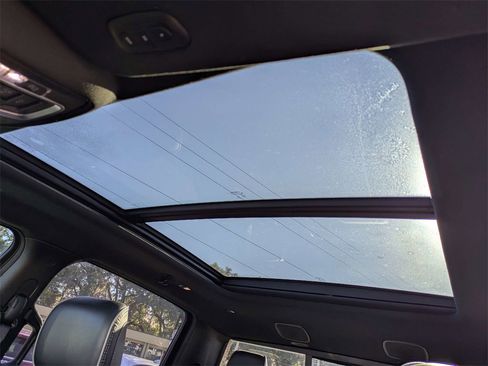 Used 2021 RAM 1500 Laramie w/ Sport Appearance Package image 20