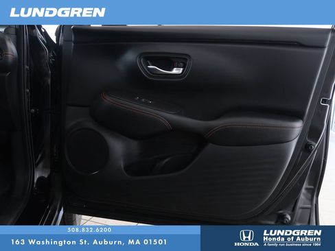 Used 2025 Honda HR-V Sport image 15