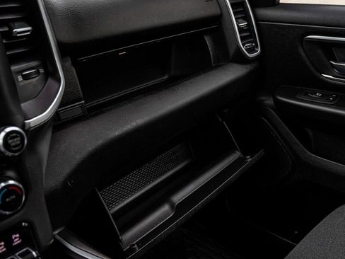 Used 2022 RAM 1500 Big Horn AWD/4WD image 18