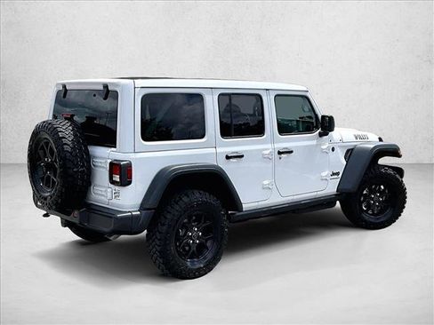 Used 2026 Jeep Wrangler Willys image 2