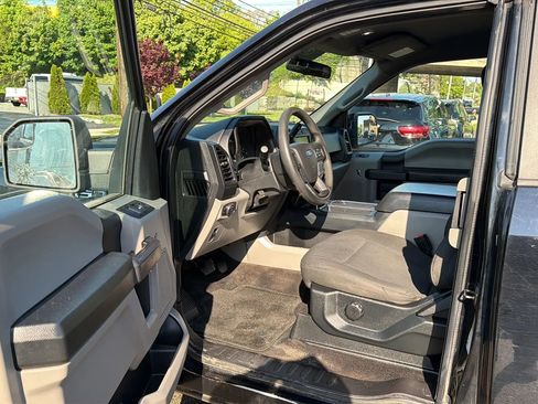 Used 2018 Ford F150 XL w/ Equipment Group 101A Mid AWD/4WD image 22