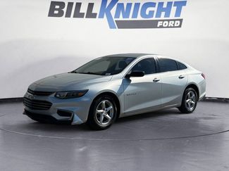 Used 2018 Chevrolet Malibu LS image 1