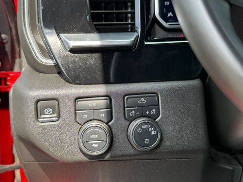 Used 2025 Chevrolet Silverado 1500 LT w/ LPO, Dark Essentials Package AWD/4WD image 14