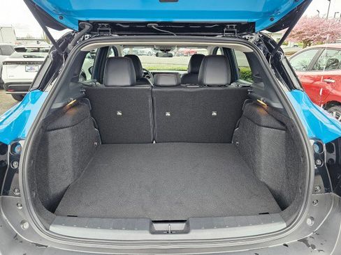 Used 2025 Nissan Kicks SR w/ SR Premium Package image 7