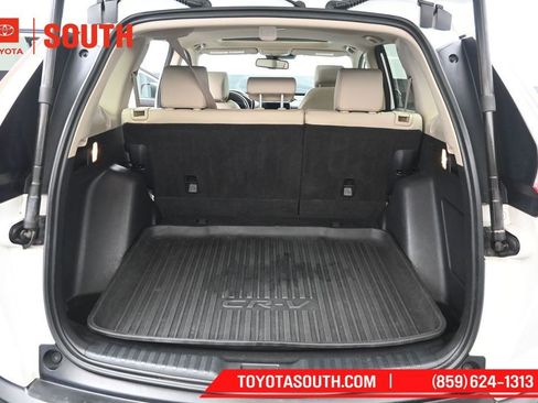 Used 2019 Honda CR-V Touring image 29