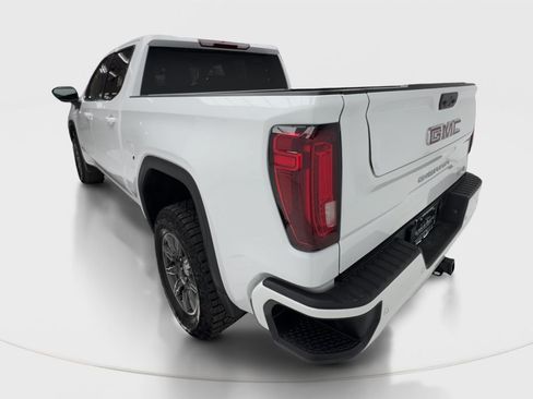 Used 2025 GMC Sierra 1500 AT4 AWD/4WD image 10
