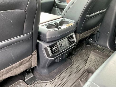 Used 2023 Ford F150 Lariat AWD/4WD image 13