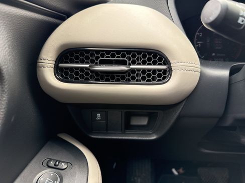 Used 2024 Honda HR-V EX-L image 22