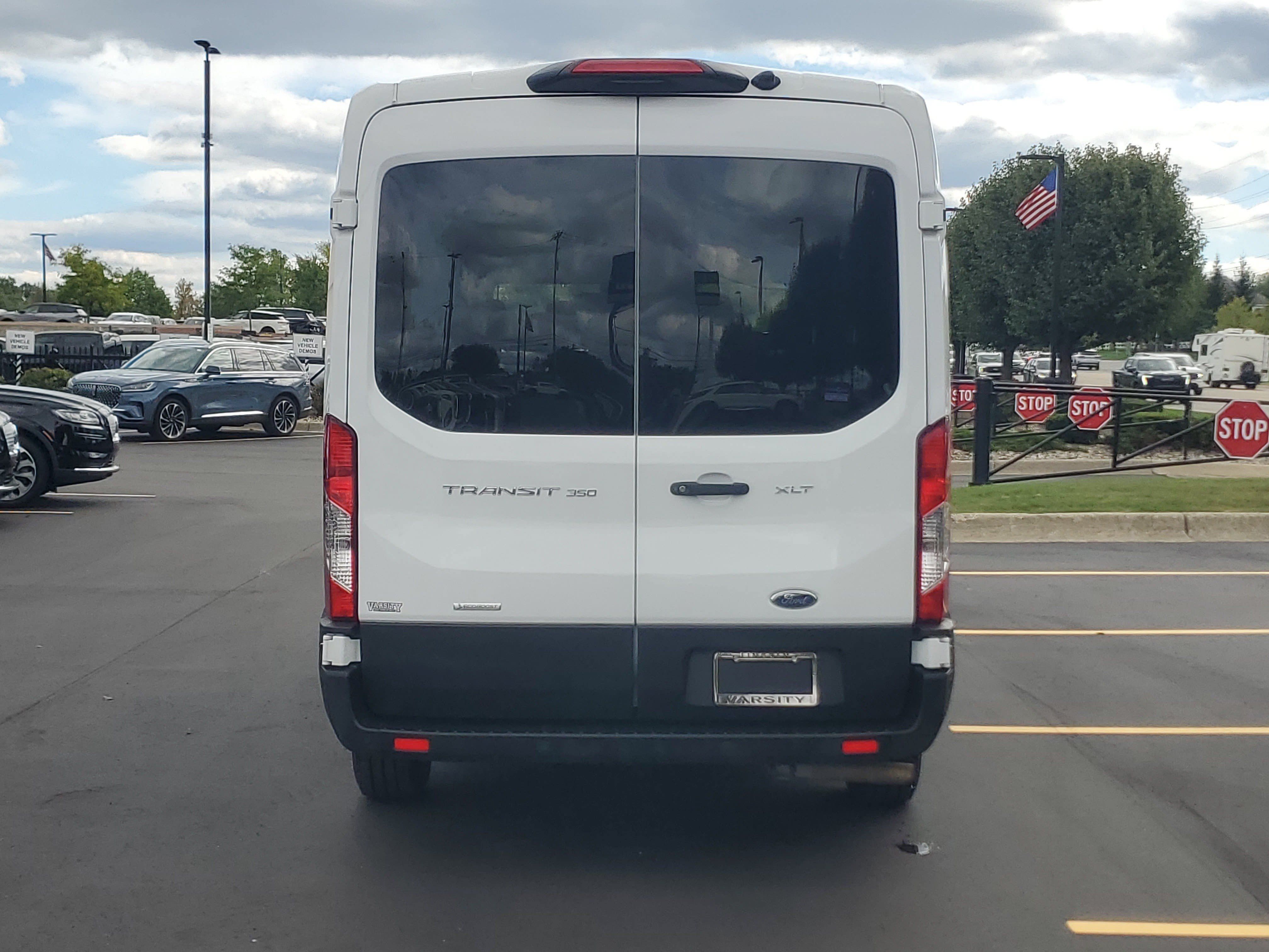 Used 2025 Ford Transit 350 XLT RWD image 5